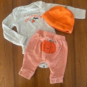 Halloween Baby Outfit with Pumpkin Design
